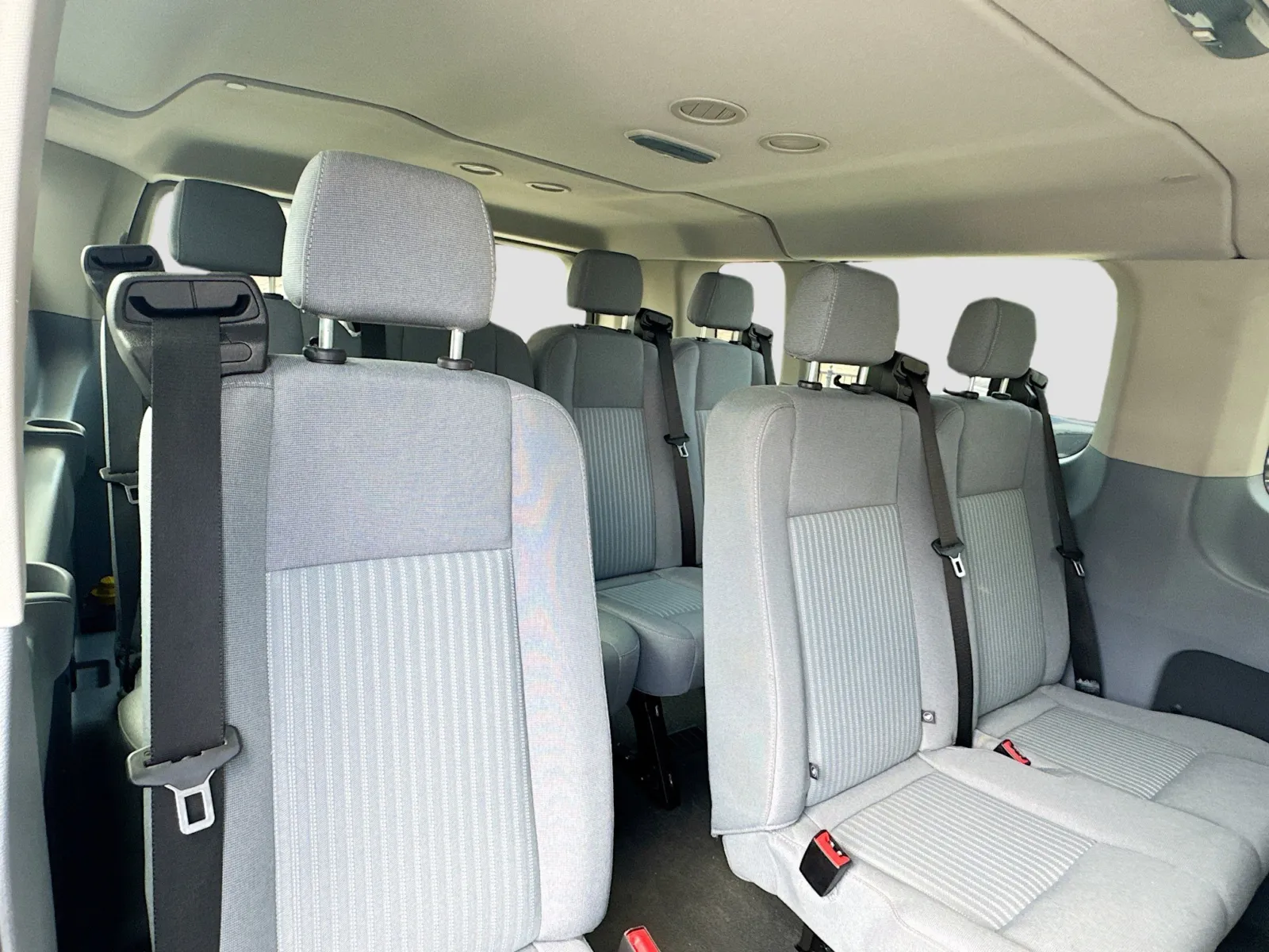 2015 Ford Transit XL - Photo 15