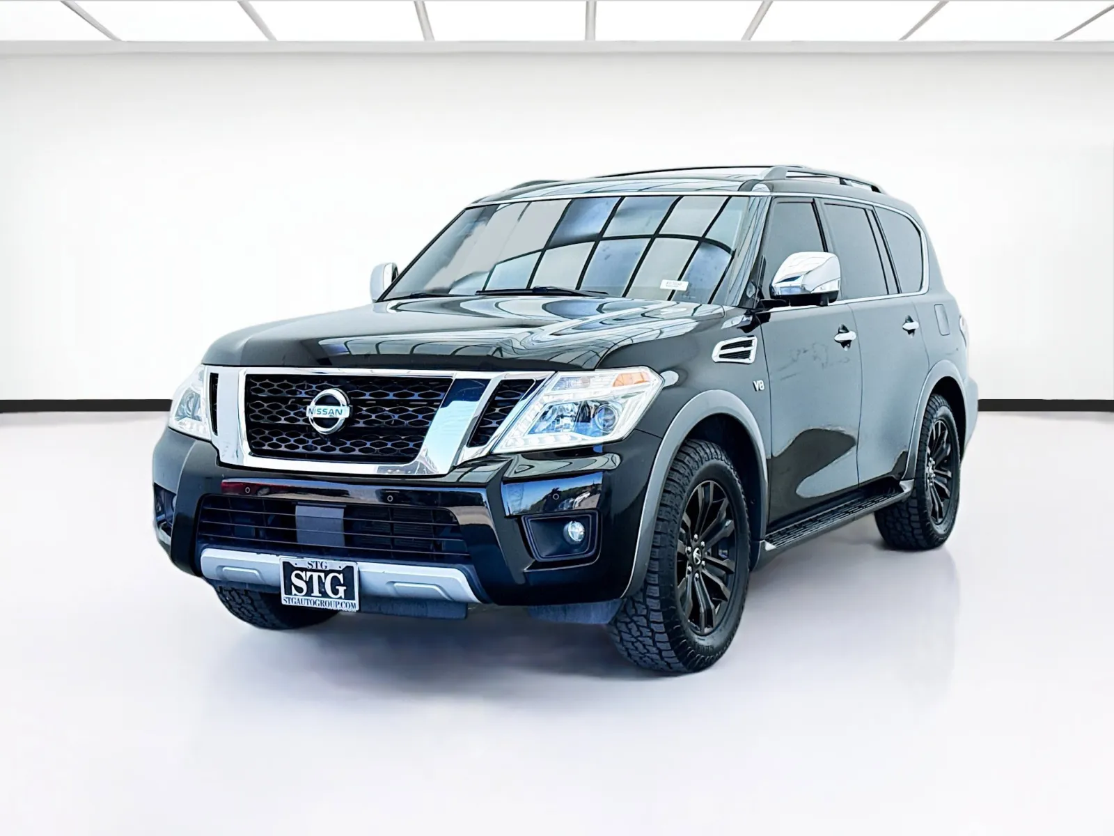 ダイナスフィア　Platinum Used 2017 Nissan Armada Platinum for sale in Bellflower, CA at STG