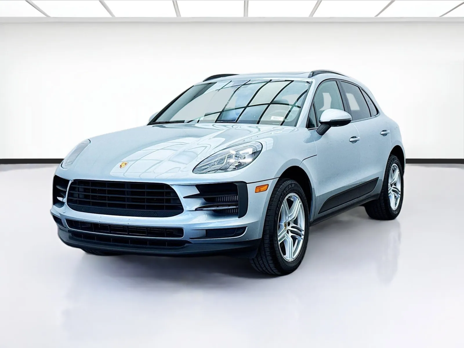 Silver 2021 Porsche Macan S for sale in Bellflower, CA