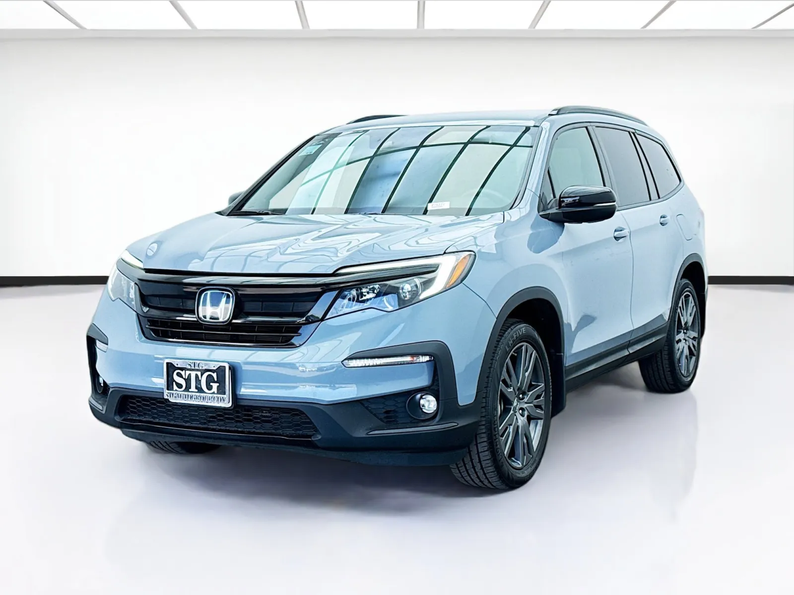 Gray 2022 Honda Pilot Sport for sale in Bellflower, CA