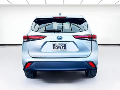 More photos of 2023 Toyota Highlander LE at STG Bellflower, CA