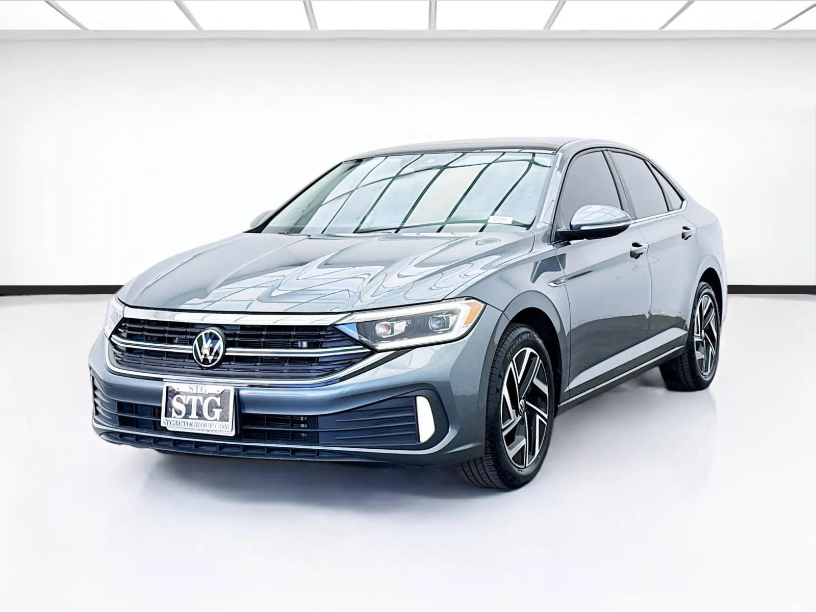 Gray 2024 Volkswagen Jetta 1.5T SEL for sale in Bellflower, CA