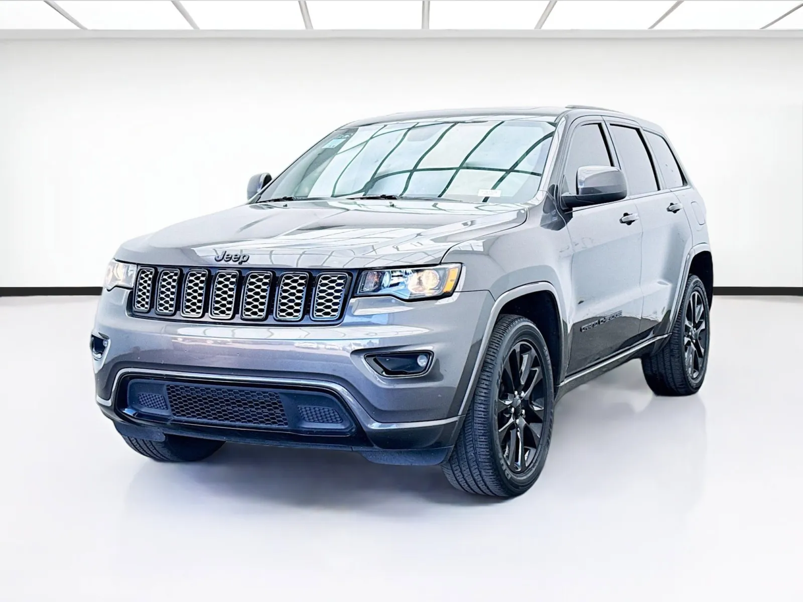2019 Jeep Grand Cherokee Altitude for sale in Bellflower, CA