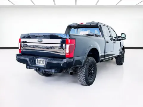 More photos of 2022 Ford Super Duty F-250 SRW Lariat ULTIMATE/BLACK APPEARANCE/TREMOR OFF-ROAD at STG Bellflower, CA