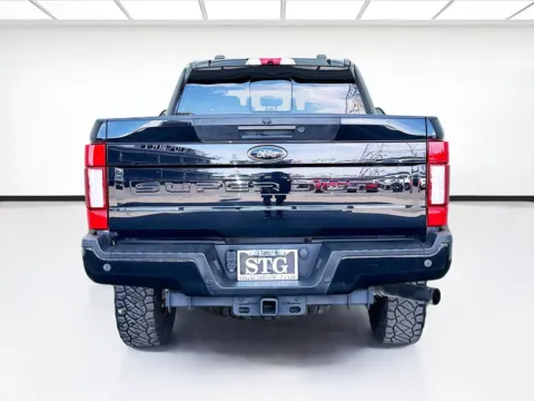 More photos of 2022 Ford Super Duty F-250 SRW Lariat ULTIMATE/BLACK APPEARANCE/TREMOR OFF-ROAD at STG Bellflower, CA
