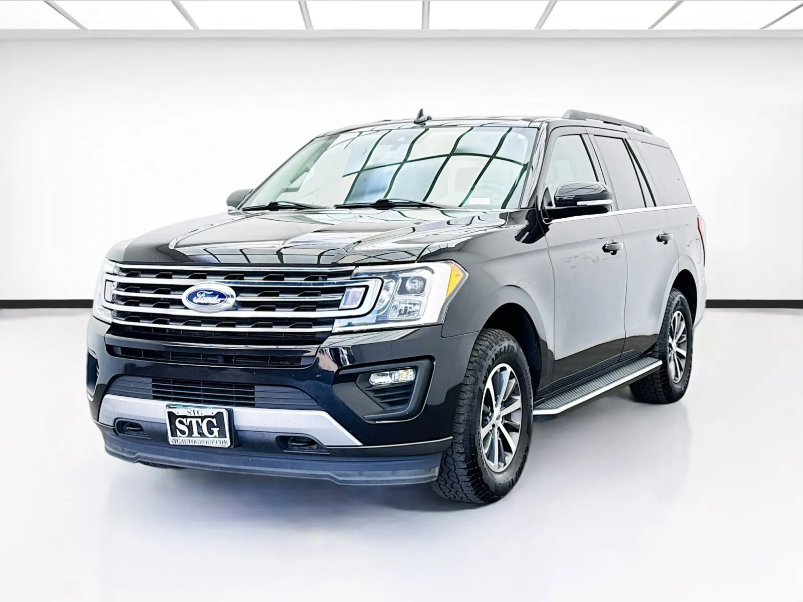 Black 2021 Ford Expedition XLT for sale in Bellflower, CA