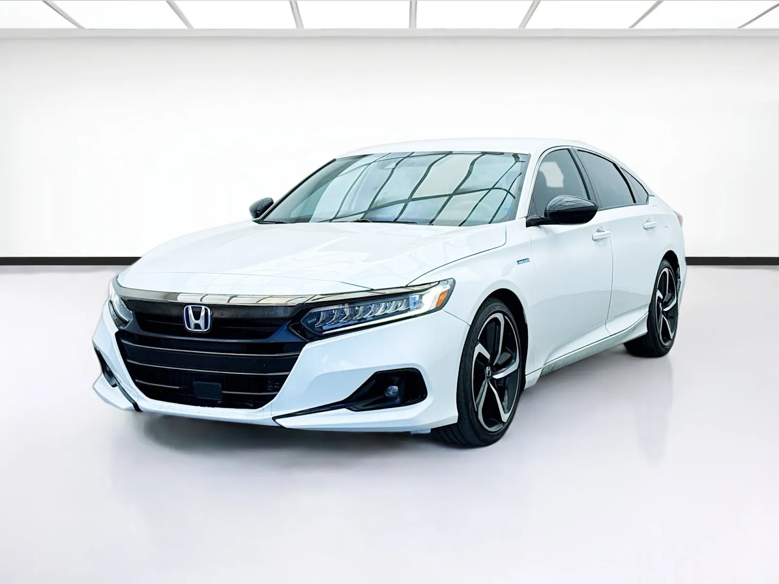 White 2022 Honda Accord Hybrid Sport for sale in Bellflower, CA