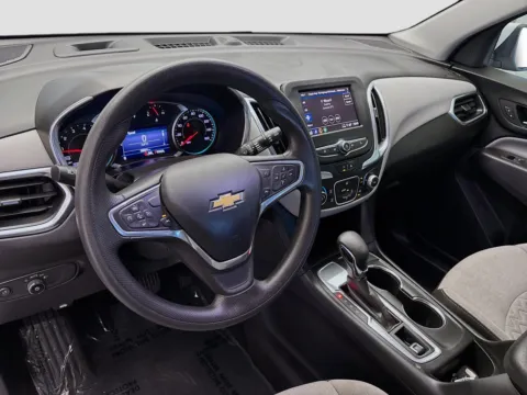 More photos of 2022 Chevrolet Equinox LT at STG Bellflower, CA