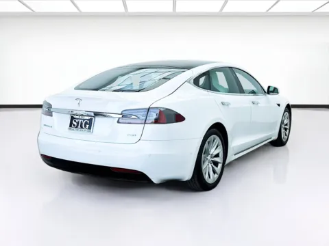 More photos of 2018 Tesla Model S 75D at STG Bellflower, CA