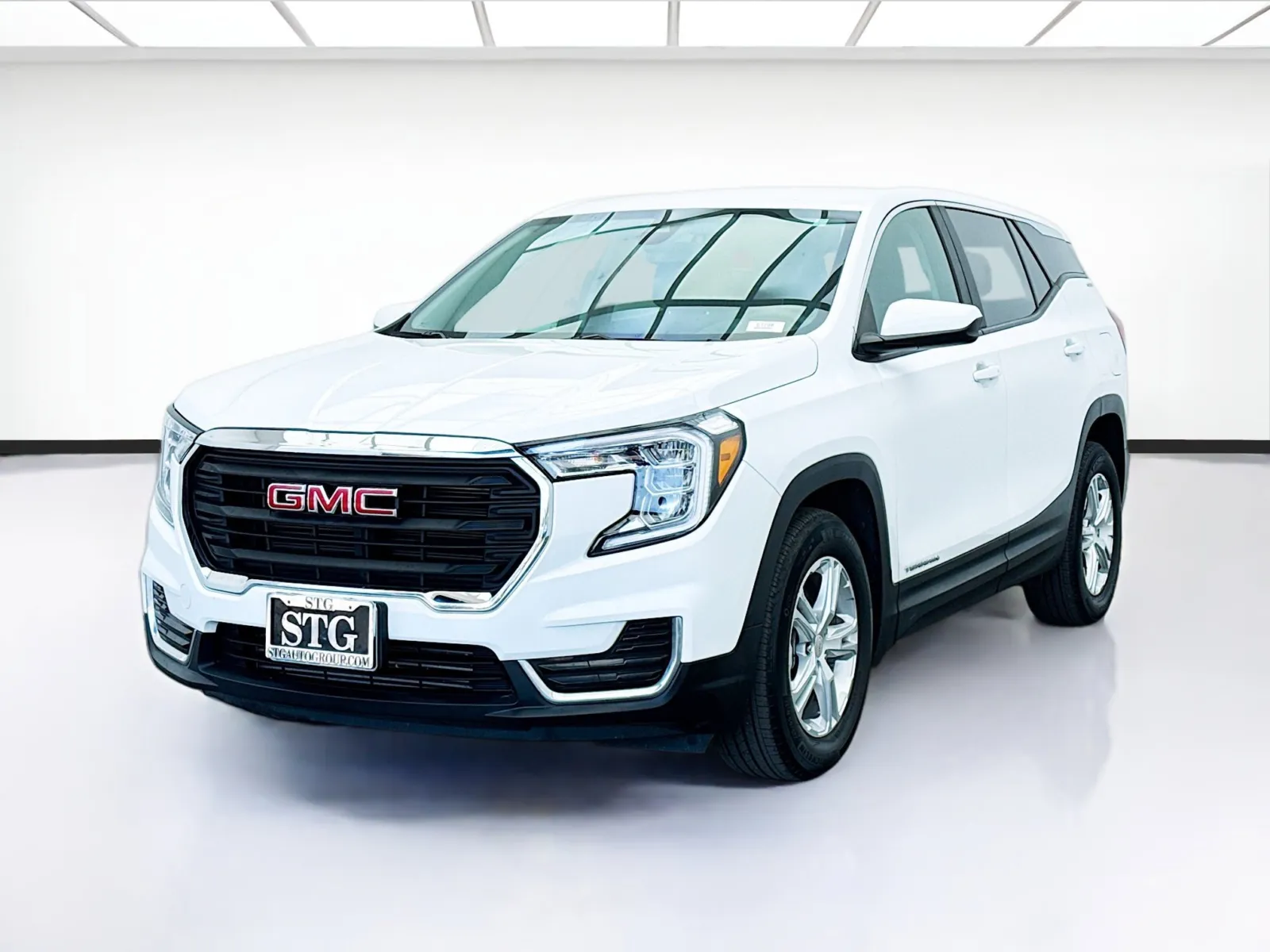 White 2022 GMC Terrain SLE for sale in Bellflower, CA