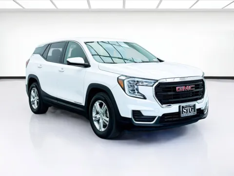 Another view of 2022 GMC Terrain SLE for sale in Bellflower, CA at STG Bellflower