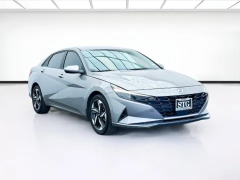 Another view of 2023 Hyundai Elantra SEL for sale in Bellflower, CA at STG Bellflower