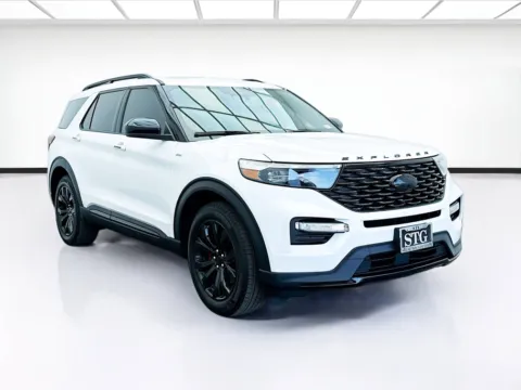 Another view of 2023 Ford Explorer ST-Line for sale in Bellflower, CA at STG Bellflower