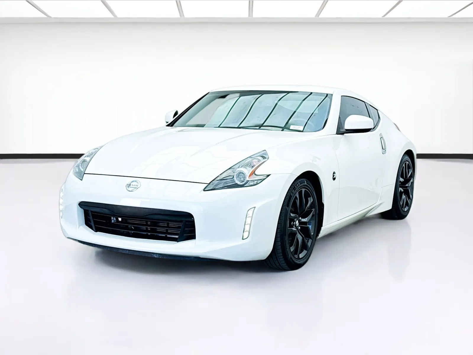 White 2020 Nissan 370Z Coupe A/T for sale in Bellflower, CA