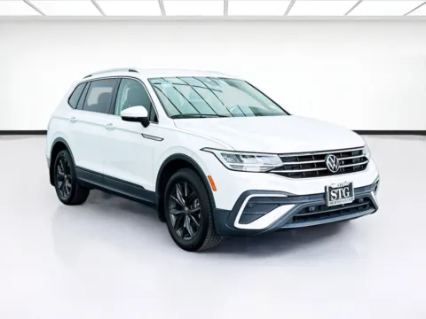Another view of 2022 Volkswagen Tiguan 2.0T SE for sale in Bellflower, CA at STG Bellflower