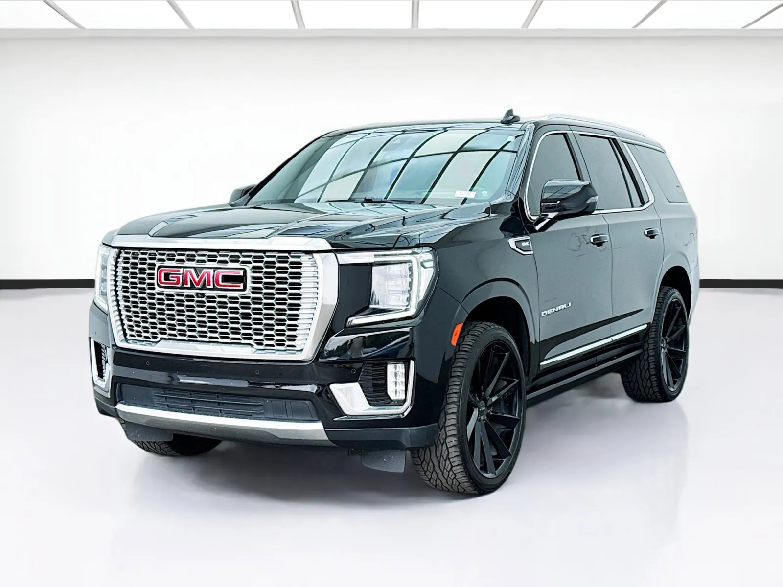 Black 2021 GMC Yukon Denali for sale in Bellflower, CA
