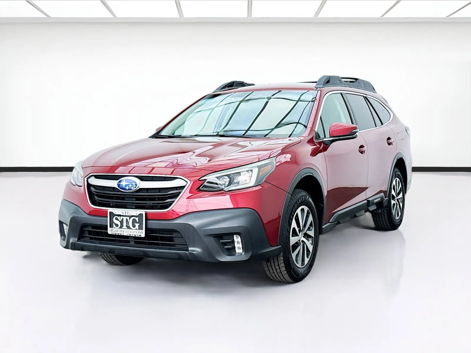 Red 2021 Subaru Outback Premium for sale in Bellflower, CA