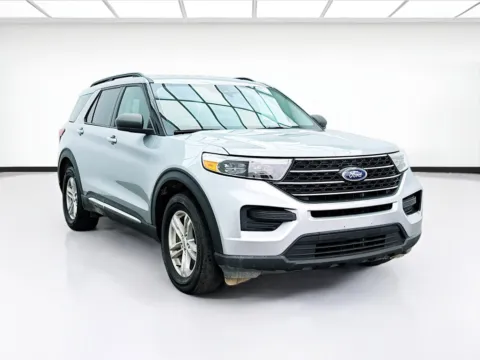 Another view of 2023 Ford Explorer XLT for sale in Bellflower, CA at STG Bellflower