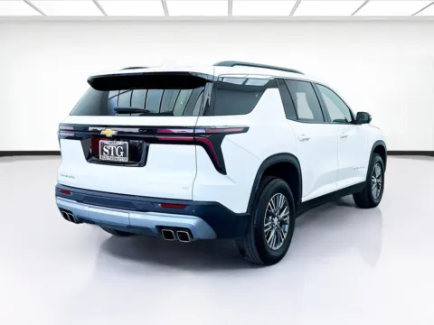 More photos of 2024 Chevrolet Traverse LT 1LT at STG Bellflower, CA