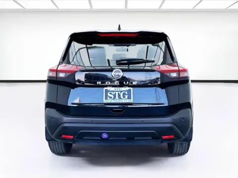 More photos of 2021 Nissan Rogue S at STG Bellflower, CA