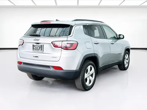 More photos of 2018 Jeep Compass Latitude at STG Bellflower, CA