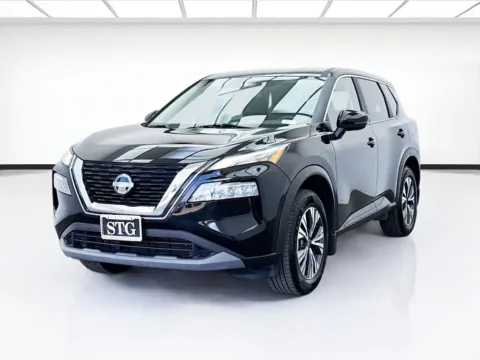 Black 2022 Nissan Rogue SV for sale in Bellflower, CA