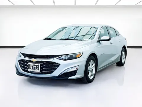 Silver 2022 Chevrolet Malibu LT for sale in Bellflower, CA