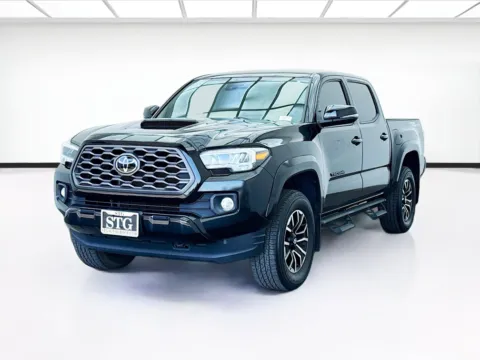 Black 2022 Toyota Tacoma TRD Off-Road V6 for sale in Bellflower, CA