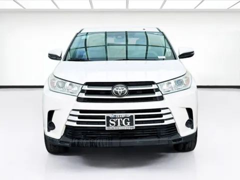 Photos of 2018 Toyota Highlander LE for sale in Bellflower, CA at STG Bellflower