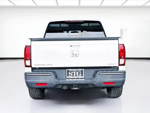 More photos of 2019 Honda Ridgeline RTL at STG Bellflower, CA