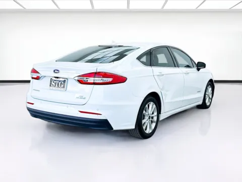 More photos of 2019 Ford Fusion Hybrid SE at STG Bellflower, CA