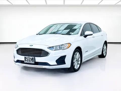 White 2019 Ford Fusion Hybrid SE for sale in Bellflower, CA