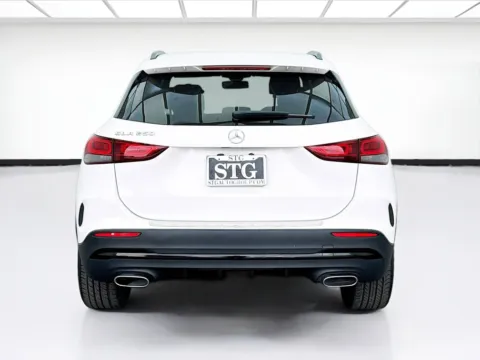 More photos of 2022 Mercedes-Benz GLA 250 at STG Bellflower, CA