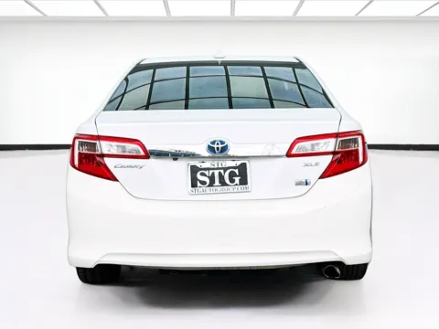 More photos of 2012 Toyota Camry Hybrid XLE at STG Bellflower, CA