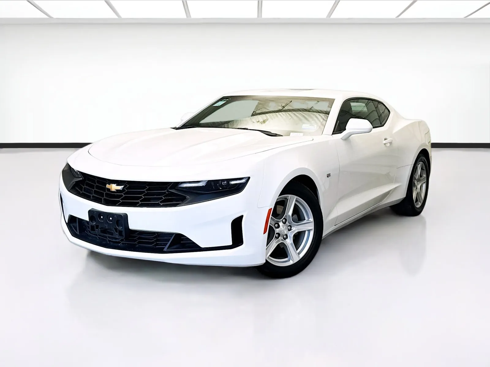 White 2023 Chevrolet Camaro 1LT for sale in Bellflower, CA