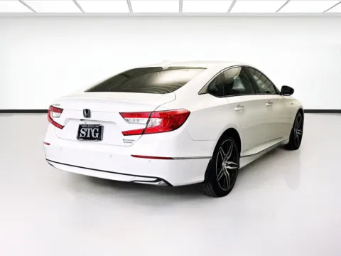 More photos of 2021 Honda Accord Hybrid Touring at STG Bellflower, CA
