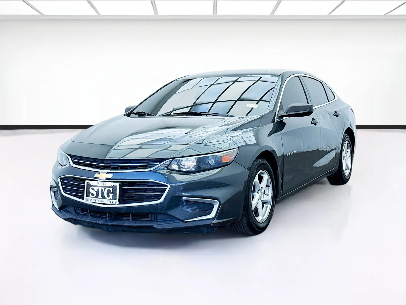 Gray 2017 Chevrolet Malibu LS 1LS for sale in Bellflower, CA