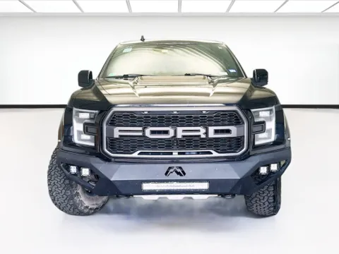 Photos of 2019 Ford F-150 Raptor TECHNOLOGY 802A & TWIN PANEL ROOF for sale in Bellflower, CA at STG Bellflower
