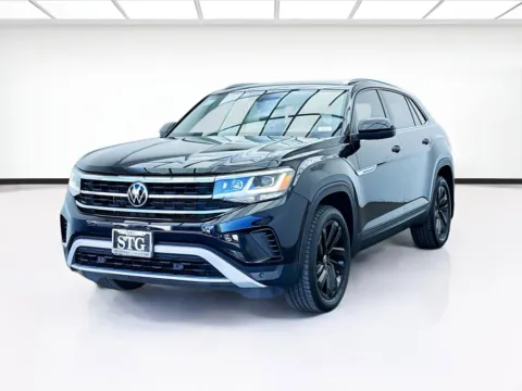 Black 2021 Volkswagen Atlas Cross Sport 2.0T SE w/Technology for sale in Bellflower, CA