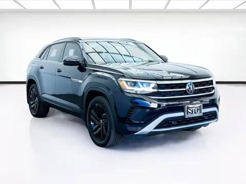 Another view of 2021 Volkswagen Atlas Cross Sport 2.0T SE w/Technology for sale in Bellflower, CA at STG Bellflower