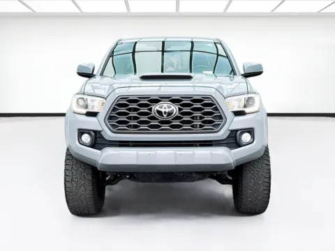 Photos of 2020 Toyota Tacoma TRD Sport V6 for sale in Bellflower, CA at STG Bellflower