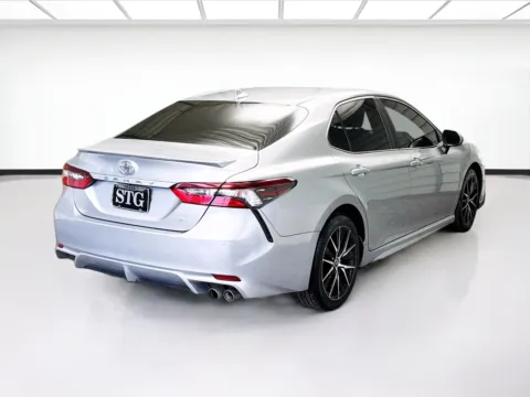 More photos of 2022 Toyota Camry SE at STG Bellflower, CA