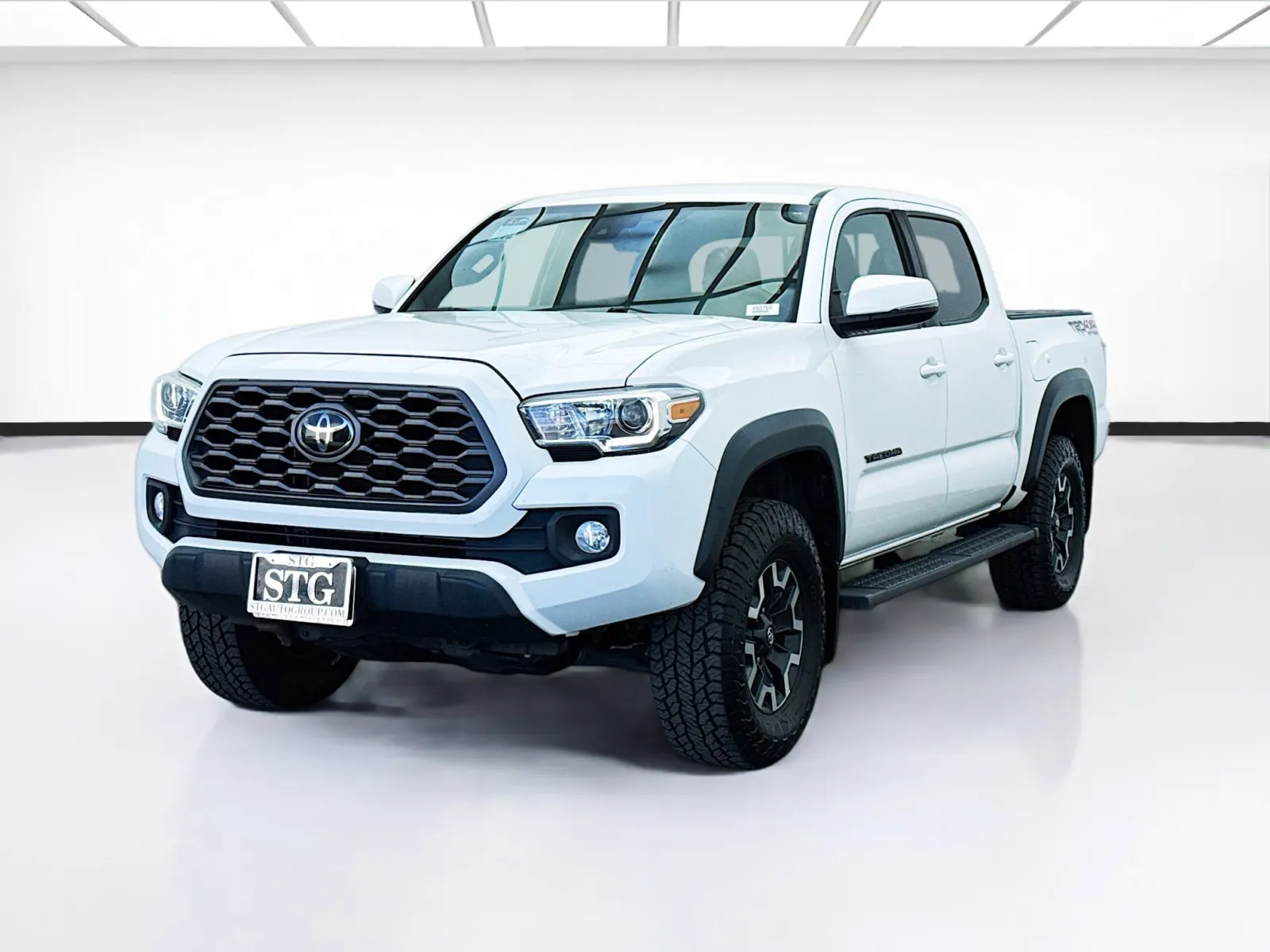 White 2020 Toyota Tacoma TRD Off-Road V6 for sale in Bellflower, CA