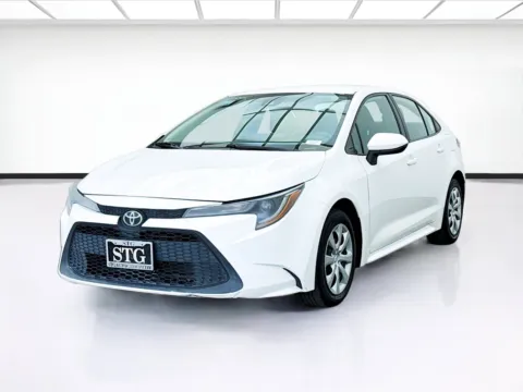 White 2022 Toyota Corolla LE for sale in Bellflower, CA