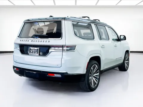 More photos of 2022 Jeep Grand Wagoneer Series III at STG Bellflower, CA