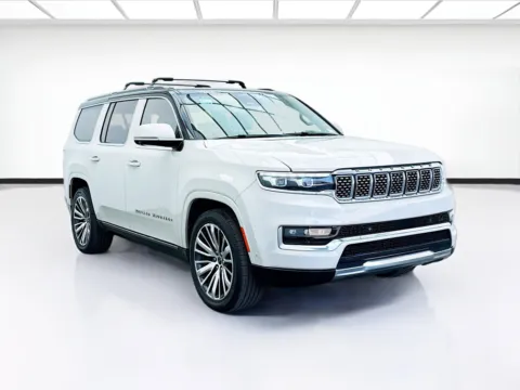 Another view of 2022 Jeep Grand Wagoneer Series III for sale in Bellflower, CA at STG Bellflower
