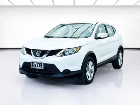 White 2018 Nissan Rogue Sport S for sale in Bellflower, CA