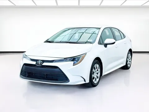 White 2024 Toyota Corolla LE for sale in Bellflower, CA