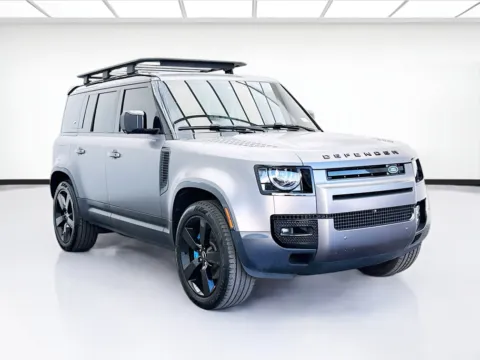 Another view of 2022 Land Rover Defender SE for sale in Bellflower, CA at STG Bellflower