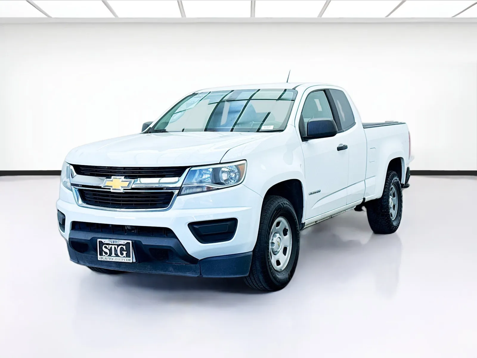 White 2019 Chevrolet Colorado Work Truck for sale in Bellflower, CA